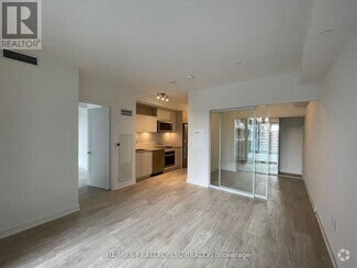 Building Photo - 135-135 Lower Sherbourne St