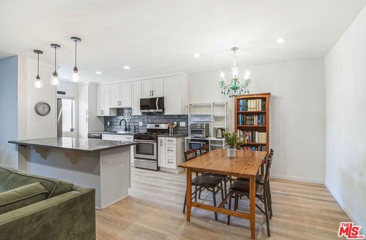 Foto principal - 4358 Mammoth Ave