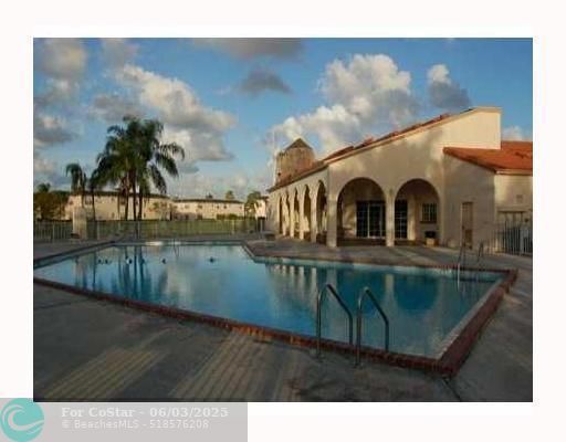 Foto del edificio - 365 SW 86th Ave