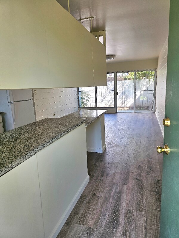 Foto del edificio - 2458 Wilder Ave