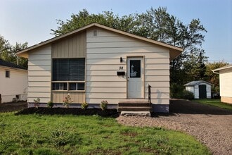 Building Photo - 38 1Bingham