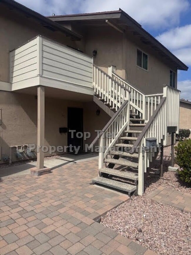 Building Photo - 305 Stage Coach Rd