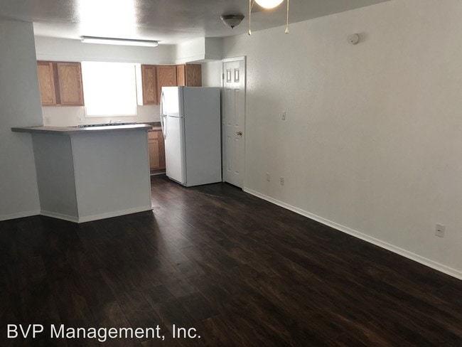 Building Photo - 2 br, 1 bath House - 1514 Broadmoor Drive