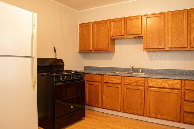 Foto del edificio - Two bedroom House in East Alton