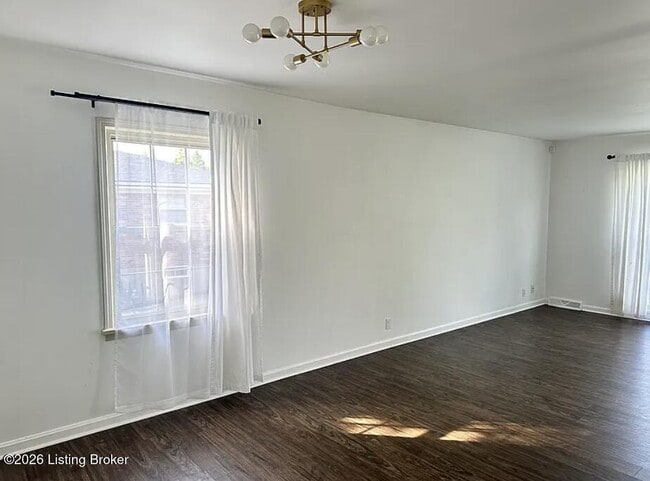 Foto del edificio - 2513 Steeplechase Dr