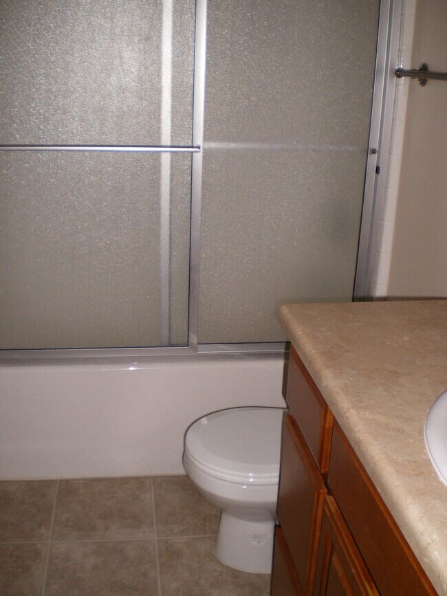 Foto del edificio - Ground-Level Condo in The Springs – 2-Car ...