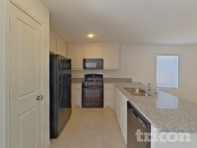 Foto del edificio - 3329 Turkey Trot Ln