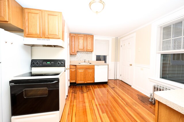 Foto del edificio - 32 Sheppard Ave