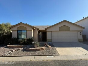 Building Photo - 3002 W Country Ranch Dr