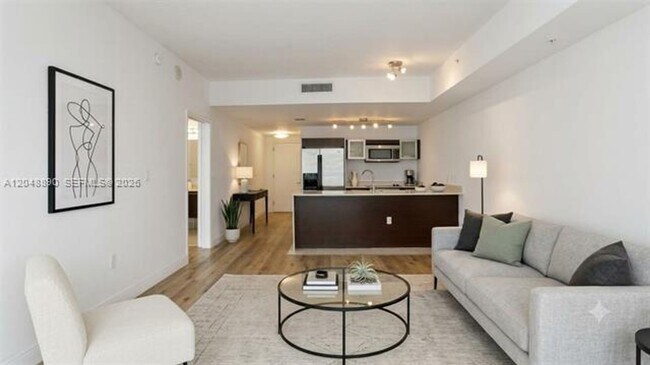 Photo - 1900 N Bayshore Dr cu-4109 Apartment