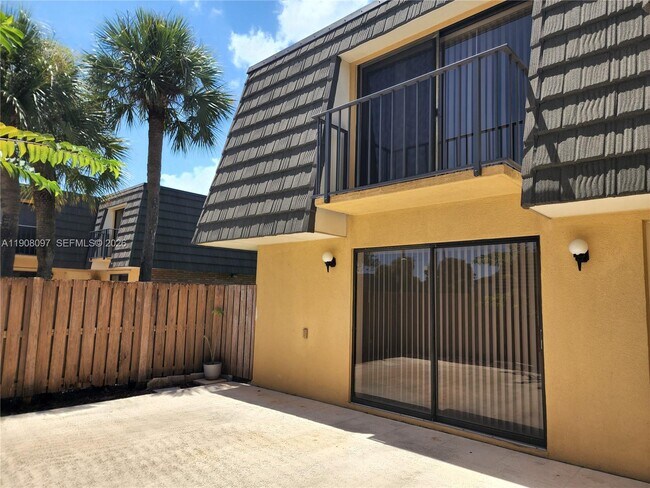 Foto del edificio - 2706 27th Way