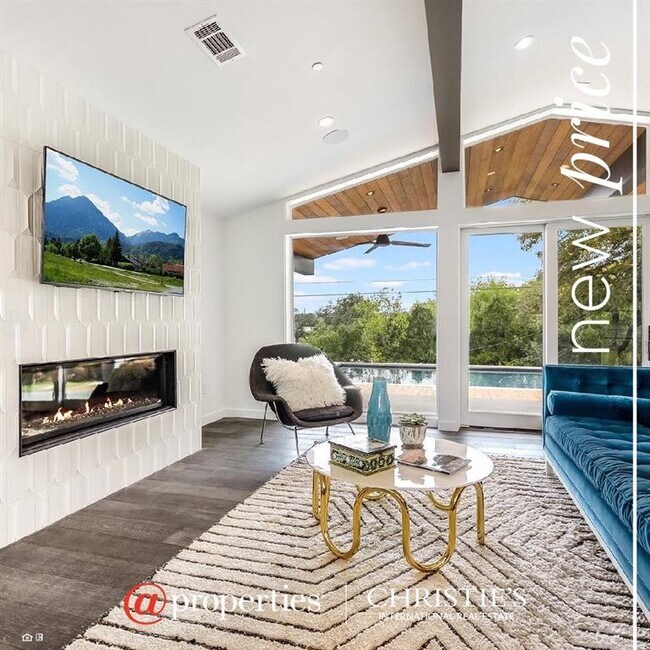 Building Photo - 2700 Rollingwood Dr