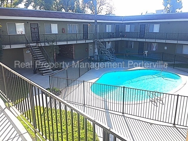 Foto del edificio - 554 W Morton Ave