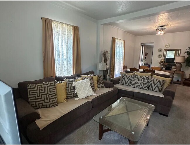 Building Photo - 3 Bed 2 Bath House in Ogden