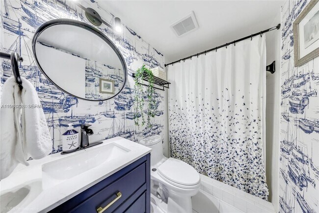 Foto del edificio - 2600 Collins Ave