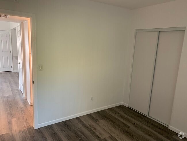 Building Photo - 6412 -6414 Terra way