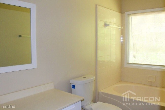 Foto del edificio - 9428 Snow Ridge Ln