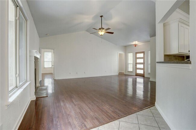 Building Photo - 12024 Cherie Dr