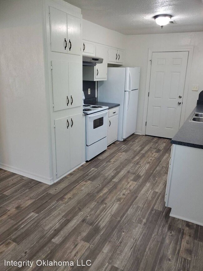 Building Photo - 3 br, 1 bath House - 3133 NW 31st Street