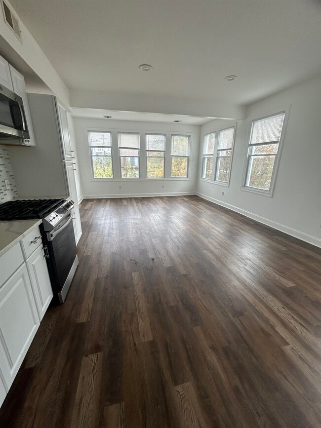 Building Photo - 799 Kearny Ave