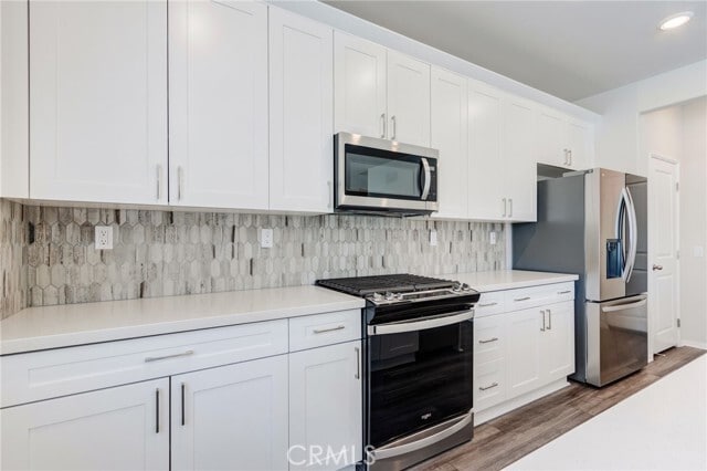 Building Photo - 36469 Shine Dr