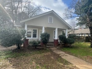 Building Photo - 2514 Poplar St