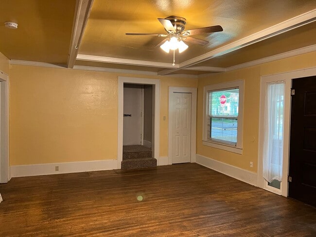 Building Photo - 1908al