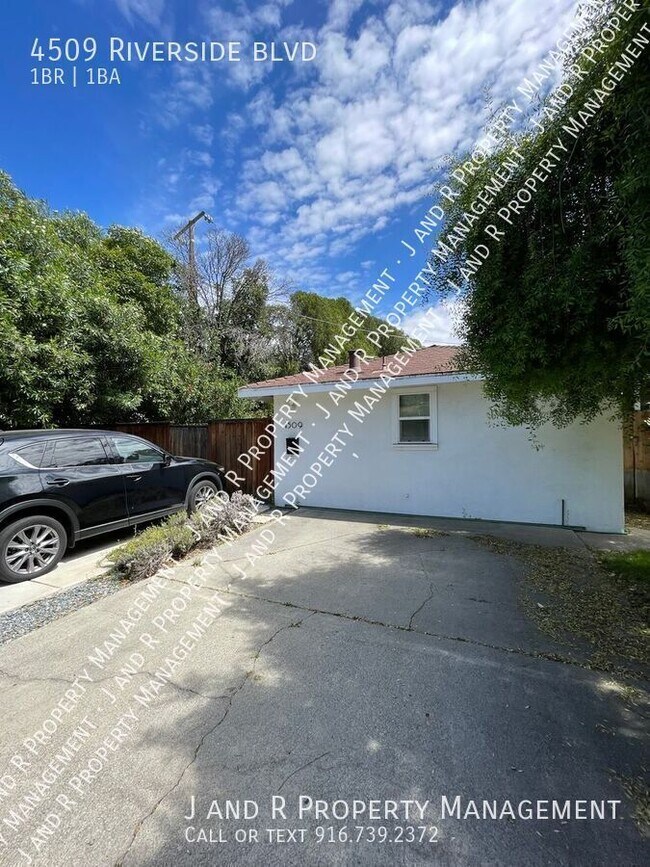 Foto del edificio - 4509 Riverside Blvd