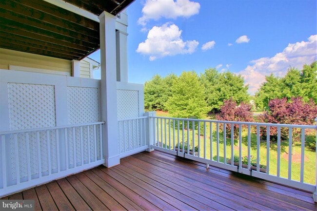 Building Photo - 8811 Boulder Hill Pl