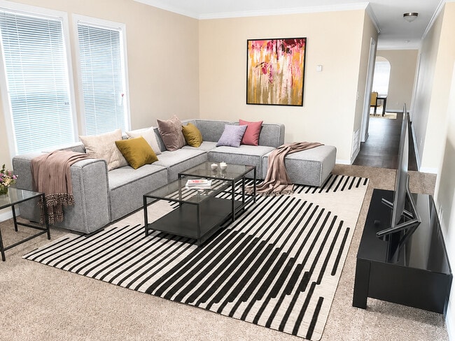 Building Photo - Inglewood Garden Homes