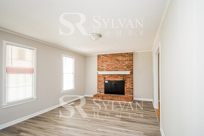 Foto del edificio - One-level living at its best