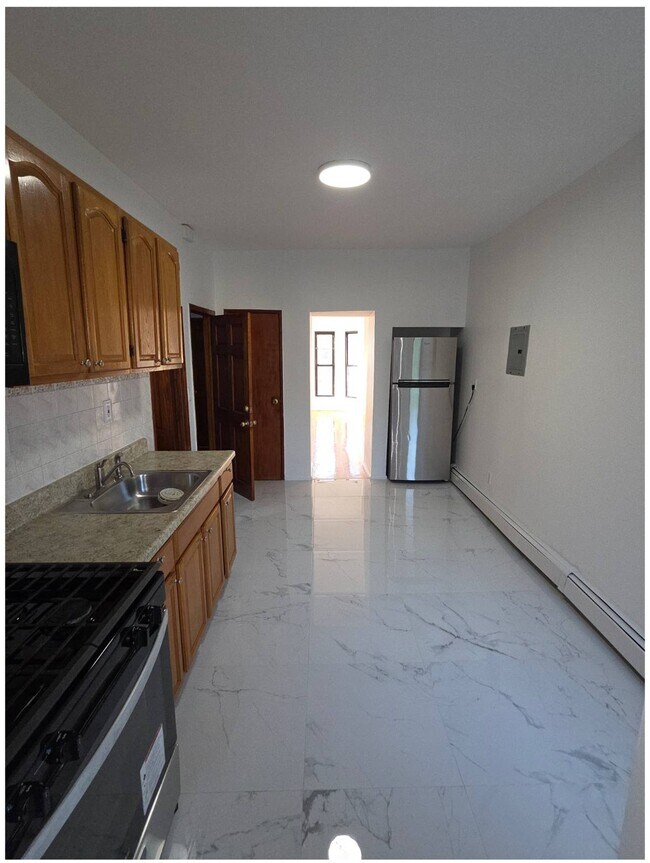 Foto del edificio - 732 Belmont Ave