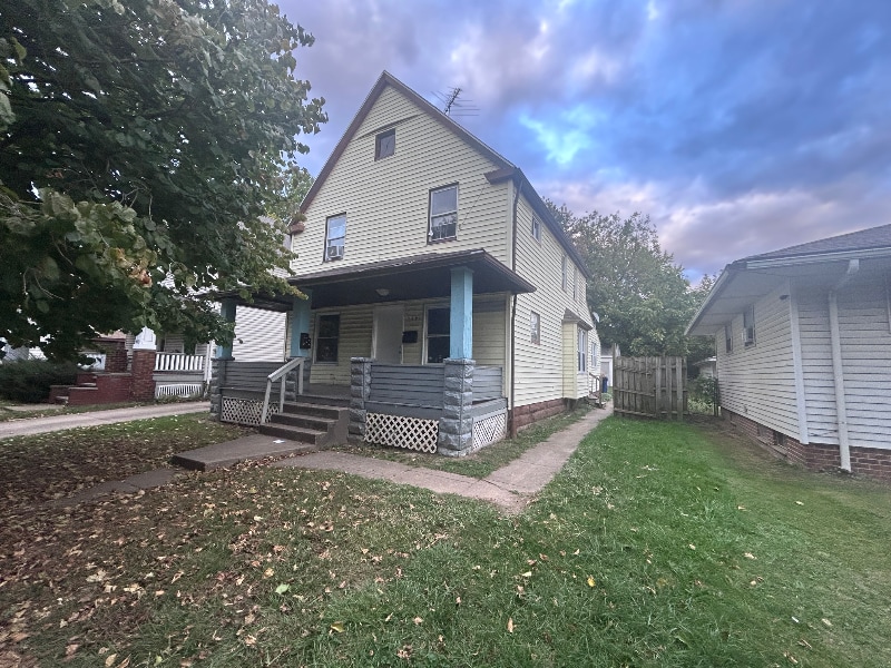 3441 W 56th St Cleveland, OH 44102 – photo 1
