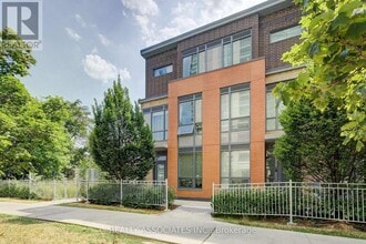 Building Photo - 215 Bonis Ave