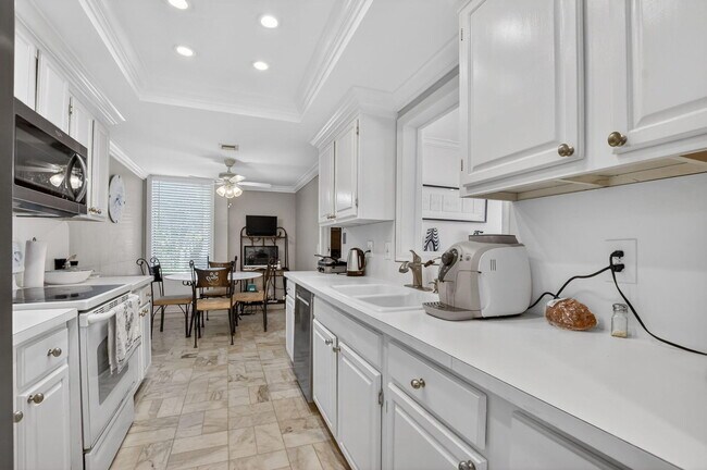 Foto del edificio - 19927 Boca W Dr