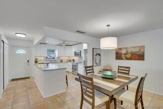 Building Photo - 772 Nantucket Cir