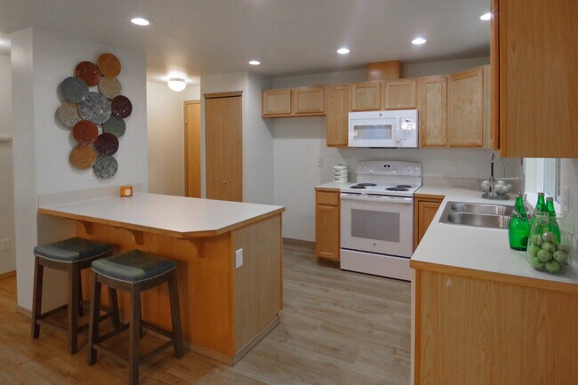 Foto del edificio - 811 27th Ave SE