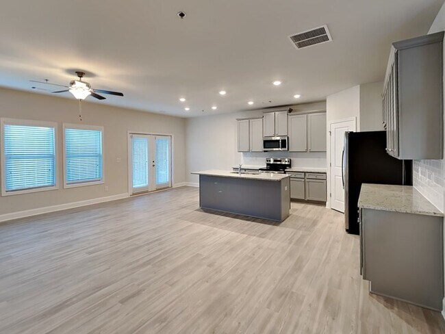 Foto del edificio - 115 Wayne Ln