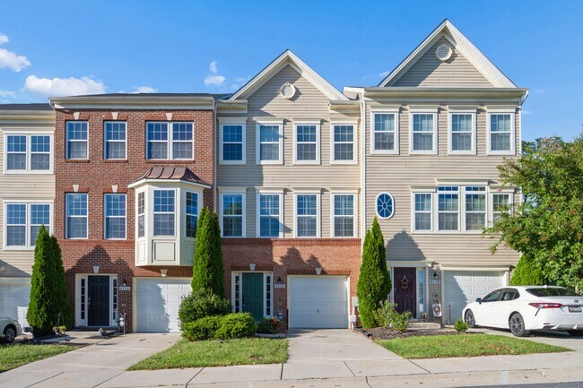 Foto del edificio - 6228 Newport Pl