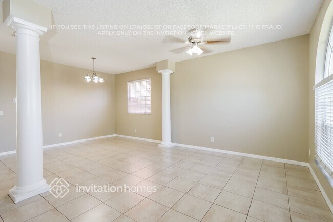 Foto del edificio - 11429 Village Brook Dr