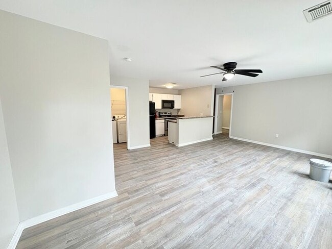 Building Photo - 155 Anderson Hwy