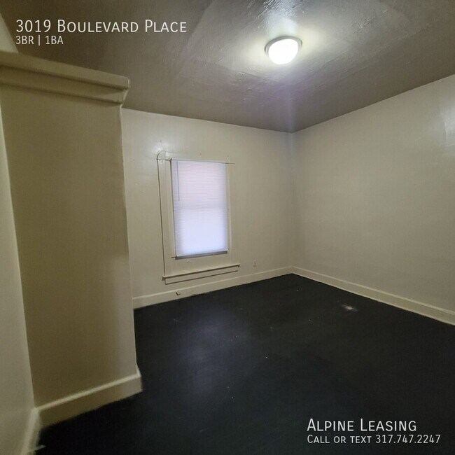 Foto del edificio - 3019 Boulevard Pl