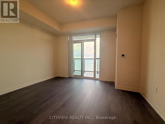 Photo du bâtiment - 38 Annie Craig Dr