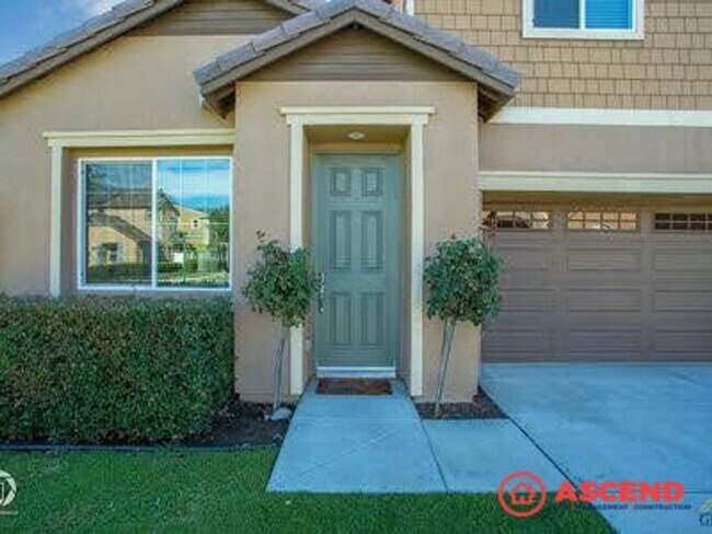 Foto del edificio - Stunning 4 bedroom Home In Gated Community!