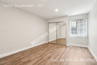 Building Photo - 14056 Valleyheart Dr