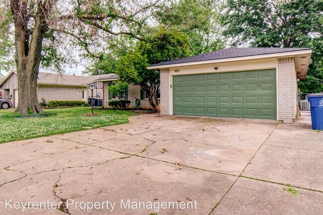 Building Photo - 3 br, 2 bath House - 8812 E 39th St
