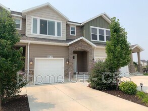 Building Photo - 2337 W Cresthaven Ln