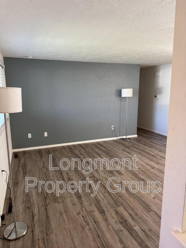 Building Photo - 2336 Smith Ct