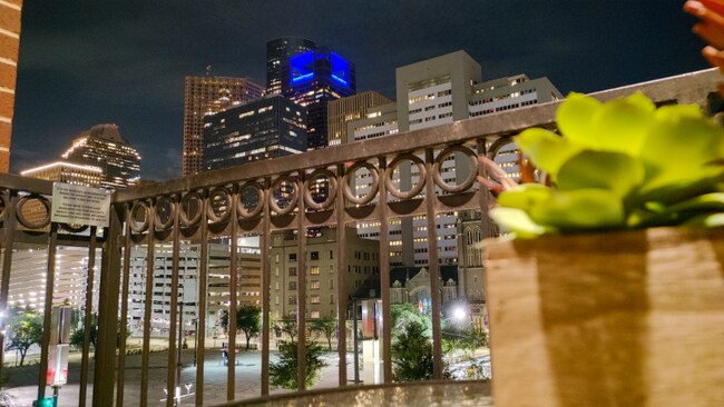 Foto del edificio - 1520 Fannin St