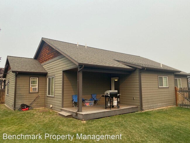 Building Photo - 3 br, 2 bath House - 3740 Corwin St